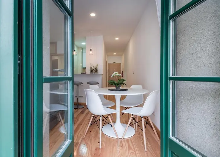 Daire Lovelystay - 1br Flat W Ac And Balcony By Aliados Porto