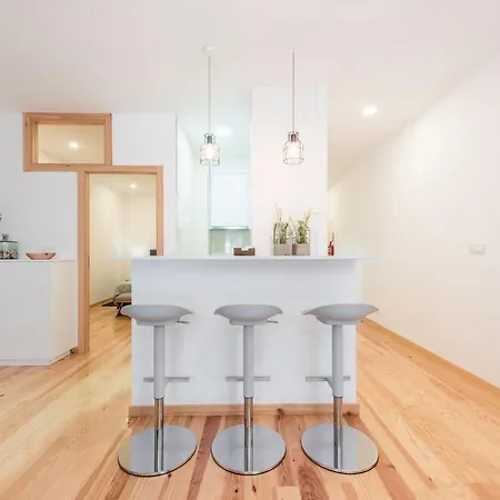 Lovelystay - 1br Flat W Ac And Balcony By Aliados Lägenhet *