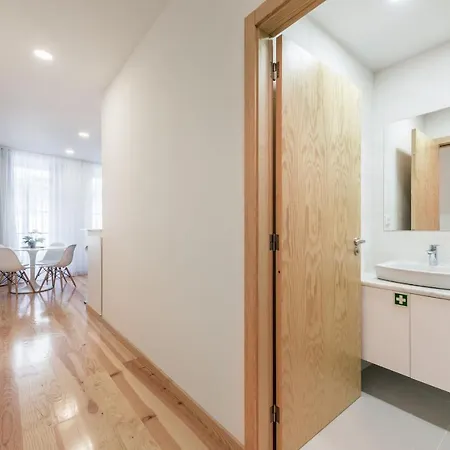 Lovelystay - 1br Flat W Ac And Balcony By Aliados Lägenhet